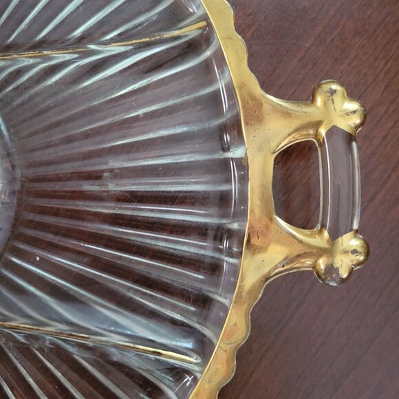 Vintage Glass Divided Serving Tray With Gold Trim Round 11 Inches Elegant Party - Picture 2 of 5